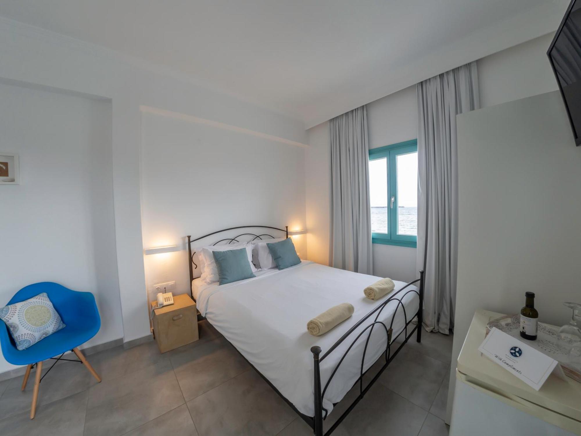 Amaryllis Beach Hotel Chrisi Akti  Pokoj fotografie